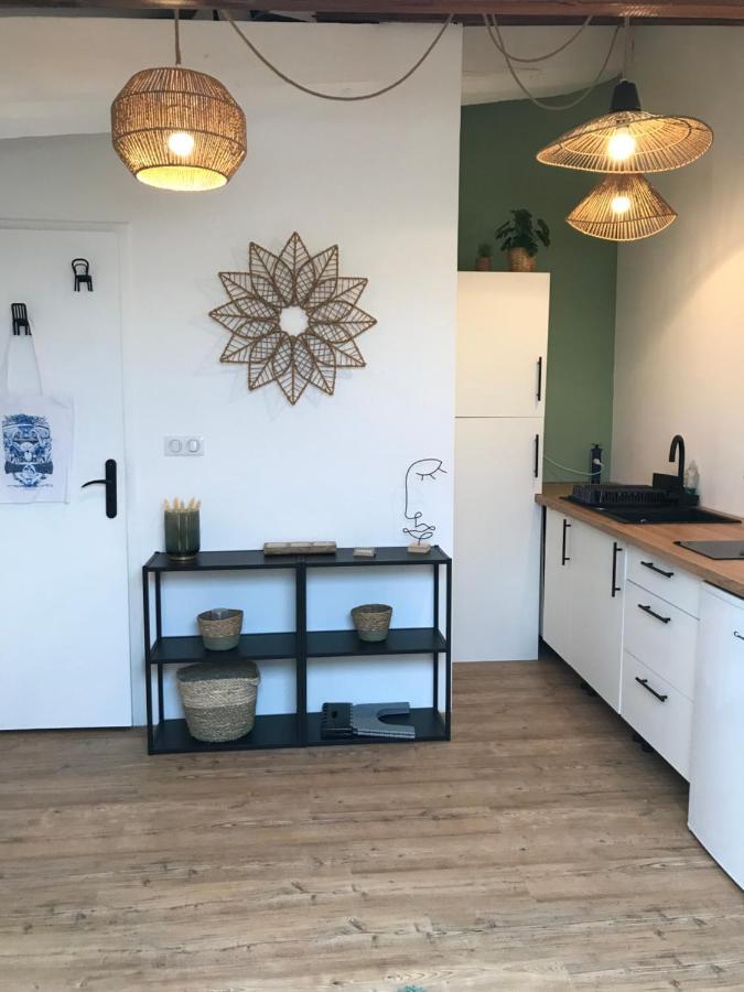 Chaleureux Studio Mansarde - Coeur De Ville De Sète Zewnętrze zdjęcie